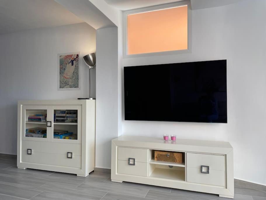 Mar Menor Golf Resort, Luxury Sleeps 6, Lake Views Мурсия Екстериор снимка