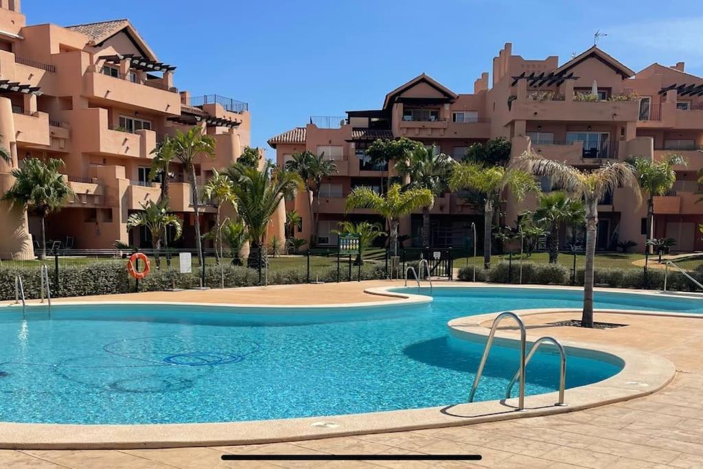 Mar Menor Golf Resort, Luxury Sleeps 6, Lake Views Мурсия Екстериор снимка